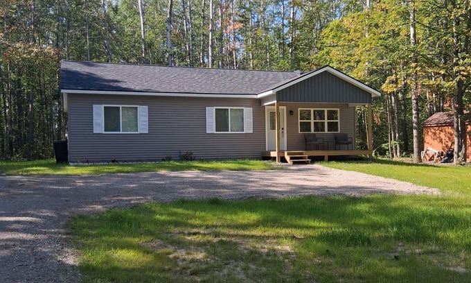 Mancelona House | New House -Lake &Golf Access