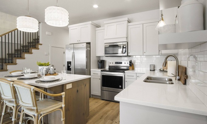 Washington Fields House | *New* Hygge House | EV Charger