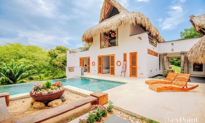 Palomino Villa | New KeyPöint: Luxury Palomino Beach Höuse!