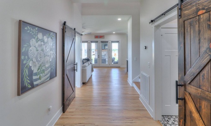 Winchester House | *NEW* Lake Life Living @Twin Creeks - Sleeps 13