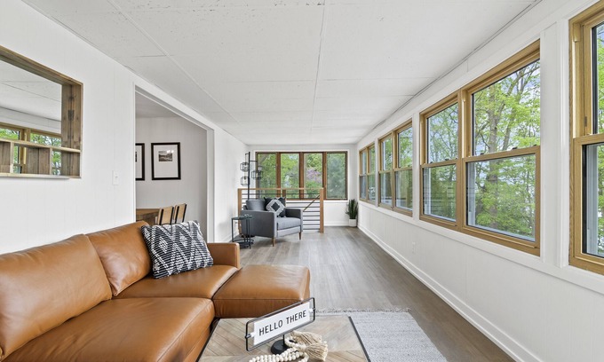 Newville House | NEW- Lake View Escape ~ Water Views w/Game Room near Lake Koshkonong