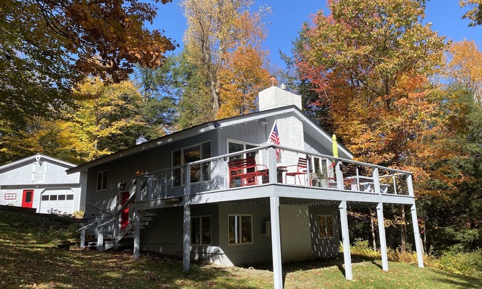Moretown House | New Listing: 4 BR, 2 bath newly renovated, minutes from Sugarbush/Mad River Glen
