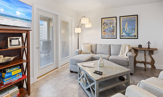 Ono Island Condo | New Listing at Popular Grand Caribbean in Perdido Key!
