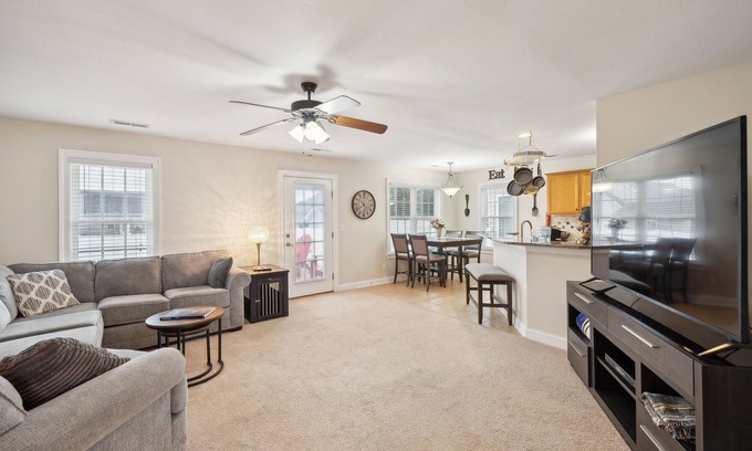 Elizabeth City House | NEW LISTING! Charming Family Retreat with Spacious Yard