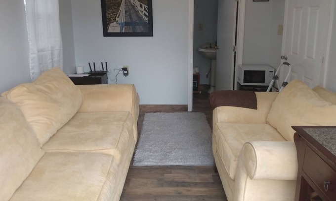 Ronda Cabin | NEW LISTING! Cleo's Village Unit 1 by RedAwning