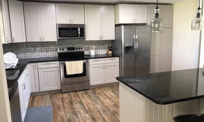 Odessa House | NEW LISTING Lakefront Home Relax and enjoy the waterfront views