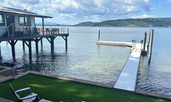 Coeur d'Alene House | New Listing! Lakefront home with Private Beach and Dock