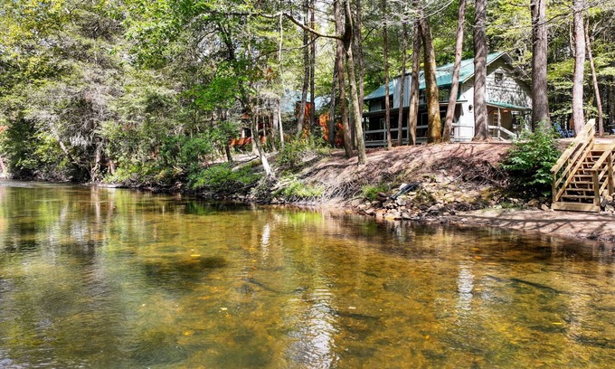 Suches Cabin | New Listing! River Front Cottage nestled in the beautiful Blue Ridge Mountains.