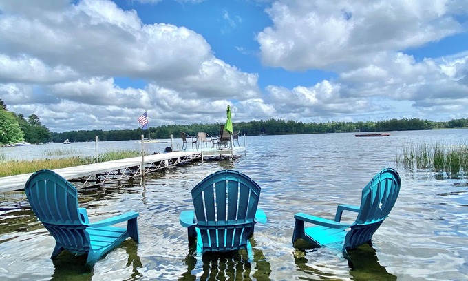 Windham House | New Listing With Experienced Super Host- Lakefront Home Near Portland