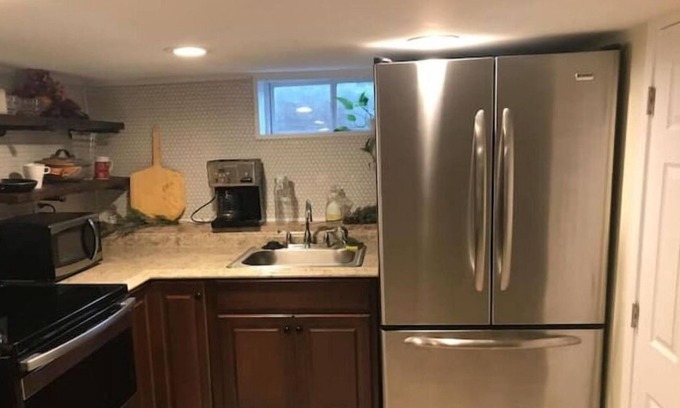Malden Apartment | New Lower level Apartment