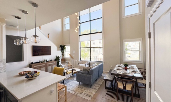 Communipaw House | NEW Luxe 3BR Rooftop Retreat Min to NYC/Manhattan and EWR aiport/Metlife
