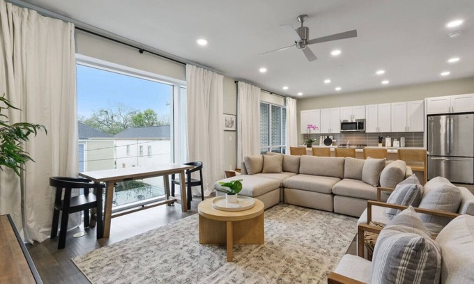 Saint Claude Condo | New Luxury 2 Bedroom Condo with Pool & Balcony