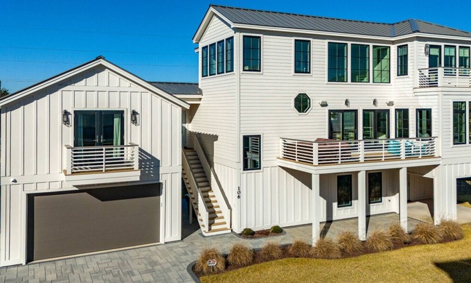 Pine Knoll Shores House | New luxury home in prestigious Roosevelt Beach