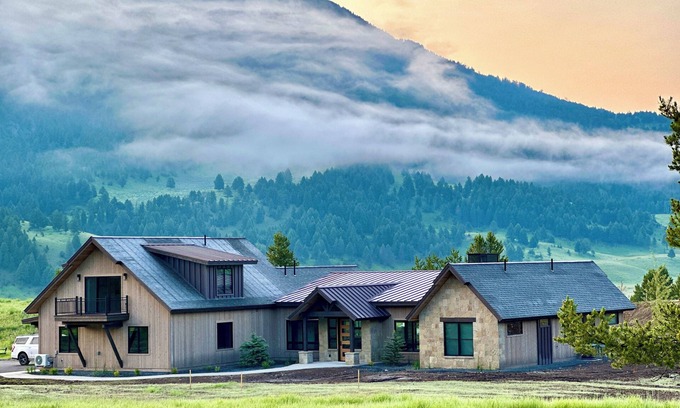 Big Sky House | NEW! Luxury Home - Private hot tub, amazing views, excellent location!