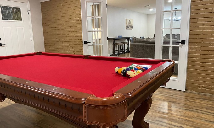 McAllen House | NEW! Luxury Home in Central McAllen