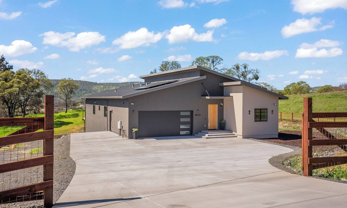 Copperopolis House | NEW Luxury Home in the Heart of Copperopolis