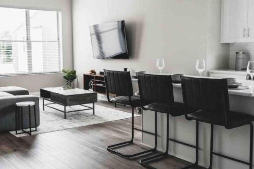 Youngsville Apartment | New Luxury Townhome