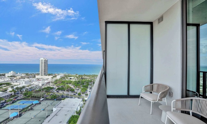 North Beach Condo | NEW Modern 1BR Condo in Prime Miami Beach Location