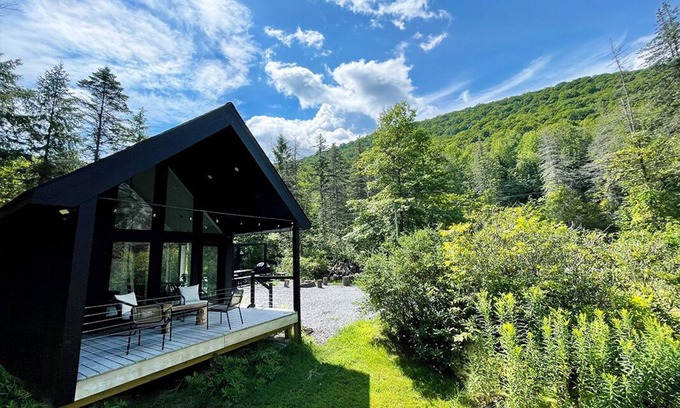 Arkville Cabin | NEW Modern Catskills Mountain Cabin Getaway