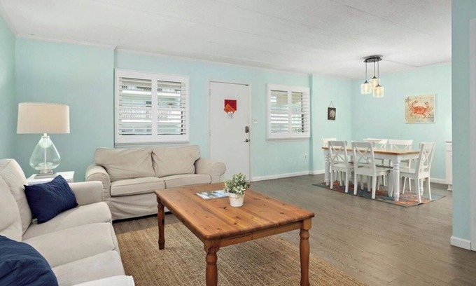 Midtown Ocean City Condo | New on Vrbo: 20% Off Ocean City Beach Escape!
