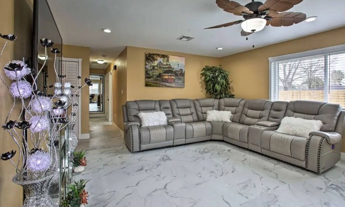 Kenner - Louis Armstrong International Airport House | New Orleans Getaway ~ 15 Mi to French Quarter
