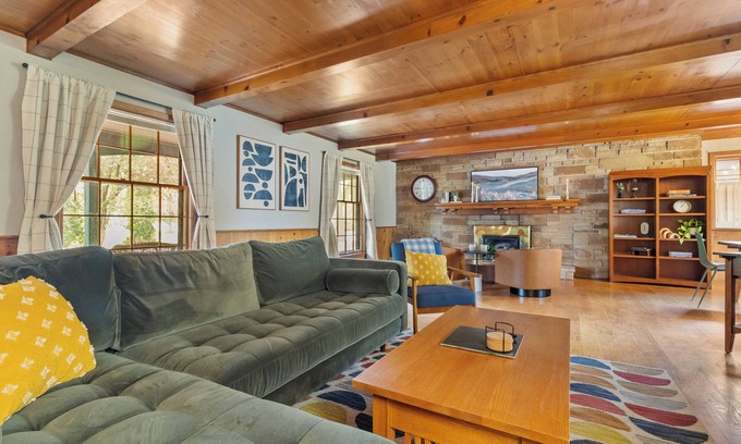 Wausau Cottage | NEW OWNER SPECIAL>Cottage on 6th