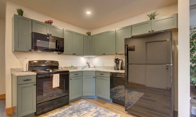 Palmer Lake Apartment | *New* Palmer Lake Hibernation Den