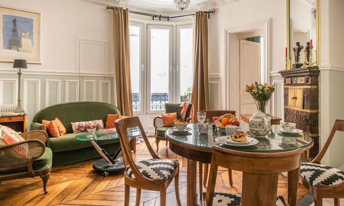 Bonne-Nouvelle Apartment | New Paris Centre Historic Marrais Montorgueil Chic Suite Familiale 2 Bedrooms