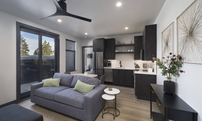 Historic District Condo | New! Park Ave Flat 4, Brand new Luxury Condo, Minutes to Everything!