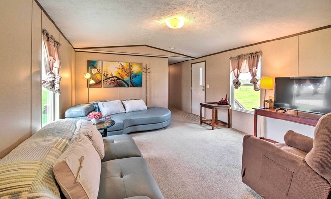 Summerfield House | NEW! Peaceful Countryside Retreat in Summerfield!
