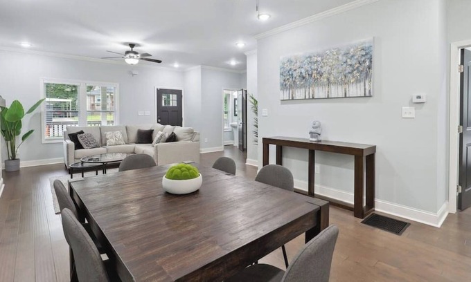 Hapeville House | NEW Peaceful stay just 10mins to DOWNTOWN&AIRPORT!