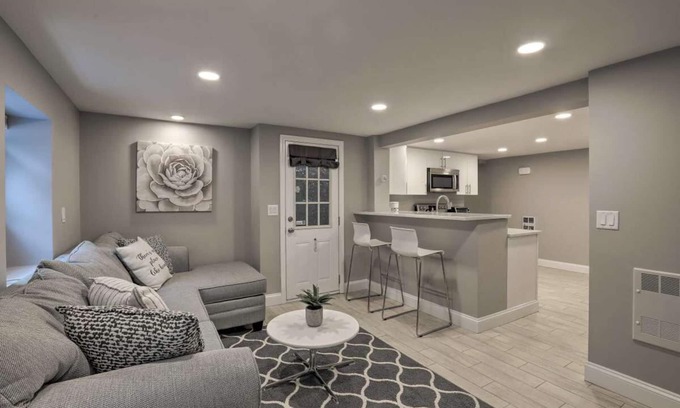 North Wilmington Apartment | NEW! Quiet Getaway - 19 Miles to Downtown Boston!