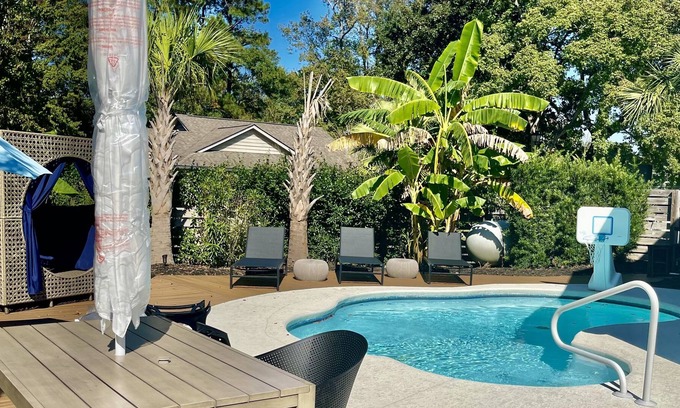 Mallard Lakes House | New! Remodeled House w/ Private Pool 5 min to Beach!