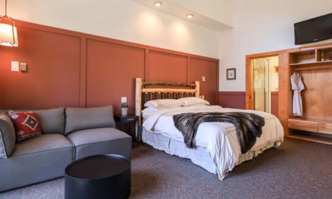 Whittier Apartment | NEW! Romantic Loft Spa Suite with Fireplace & Den