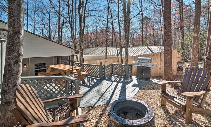 Cleveland House | NEW! Rustic Cleveland Escape w/ Resort Amenities!