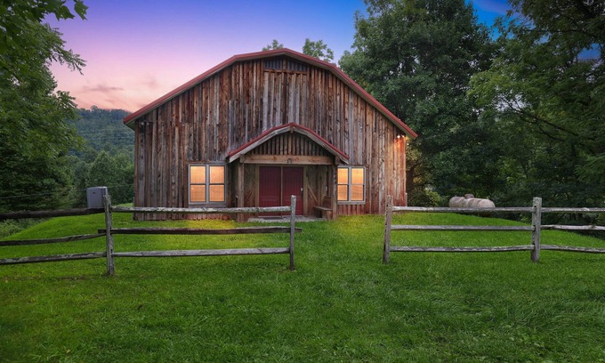 Butler House | NEW! Secluded Mountain Retreat with Stunning Views