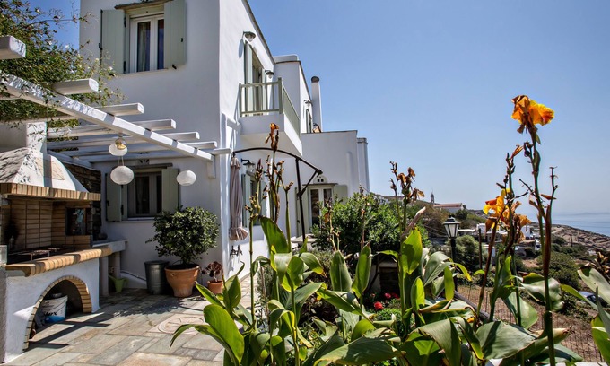 Tinos House | NEW Spacious, Airy Garden Villa with AMAZING VIEWS