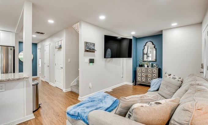 Jefferson Park House | NEW! Spacious Family Retreat Near Airport