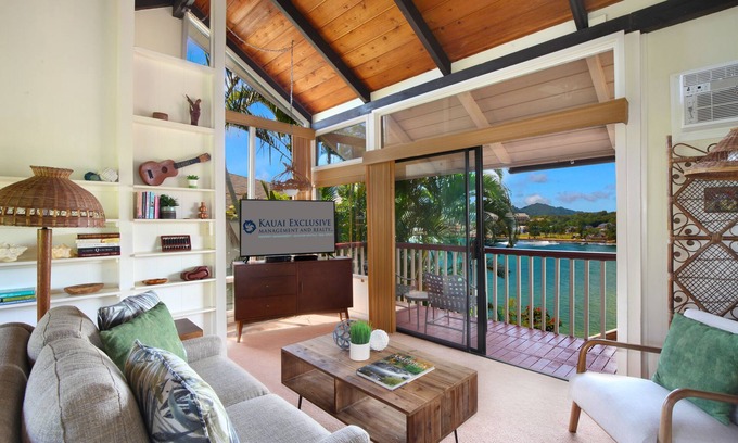 Lihue House | NEW Split A/C Kauai Charm - Couples Retreat w/Amazing Kalapaki Bay Ocean Views