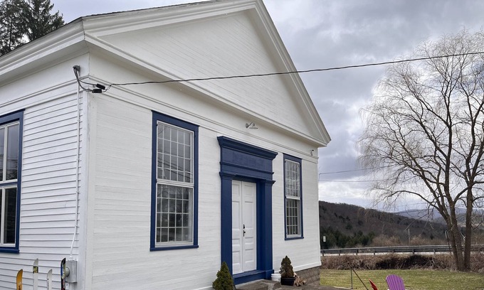Susquehanna House | NEW! Stunning Pre-Civil War Church w/firepit near Elk Mtn