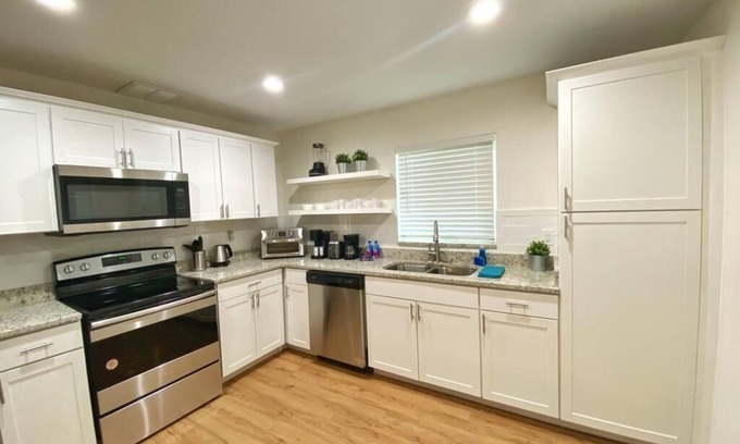 Port Orange House | NEW Sunshine Gorgeous- 3BD/2BA -Private Backyard!