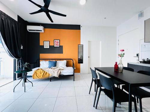 Kampung Sungai Nibong Apartment | New The Sun Homestay at Sg Nibong nearby Queensbay or PISA or FTZ Bayan Lepas HENG