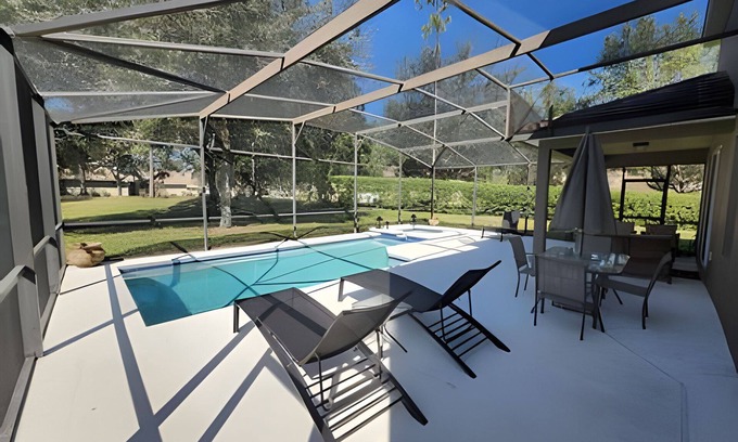 Calabria House | New to Market Spacious Private Pool Retreat