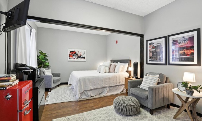Athens Apartment | NEW TO VRBO! The 483 Suite - Walk to Stadium!