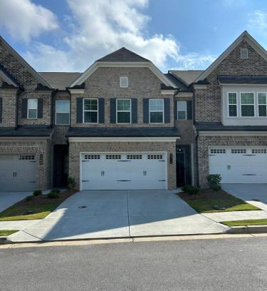 Loganville House | New Townhouse-Strong Wi-FI