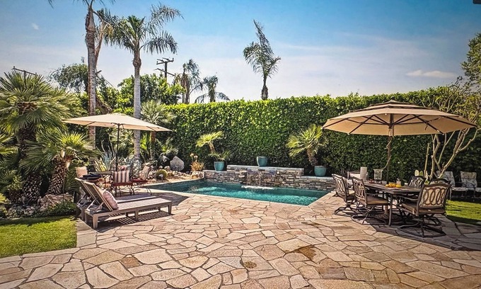 Palm Desert House | NEW! Trendy hidden Gem/Private Room with Pool