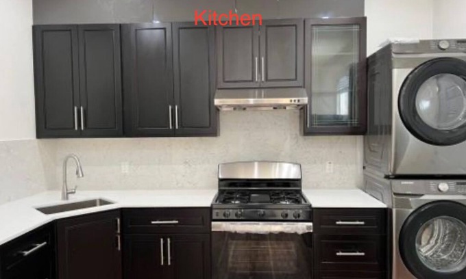 San Leandro House | New Unit in Convenient Location