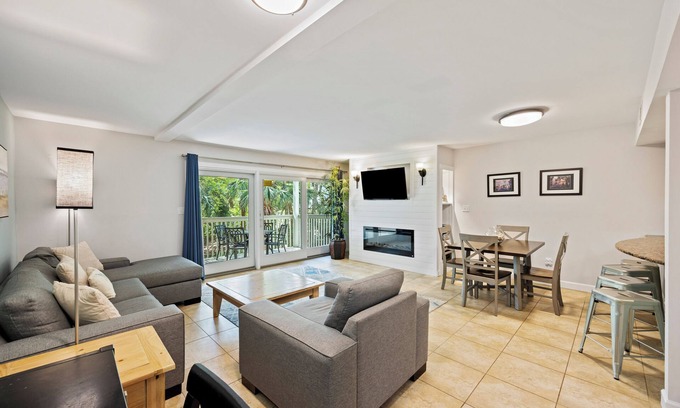 Isle of Palms Condo | New Updates! Pool Access, Oceanside, Desirable Seagrove Location!