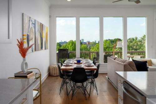 Five Points South House | NEW Urban Elegance - Scenic 2BR City Views
