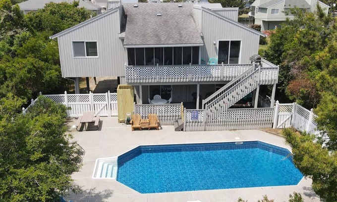 Sandbridge Apartment | New! VA Beach, 5bd/3Bth, Pool/Beach/Kayak